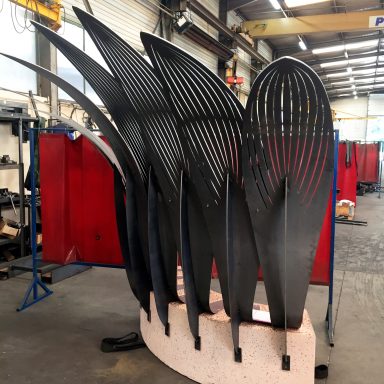 L'assise est en train de naître, pose des pétales, pièces supplémentaires, tout est okay